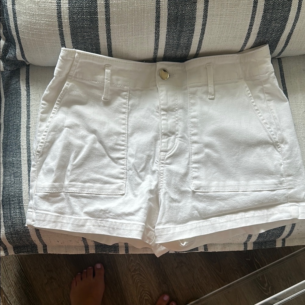 LOFT 6 Women's White Denim Shorts